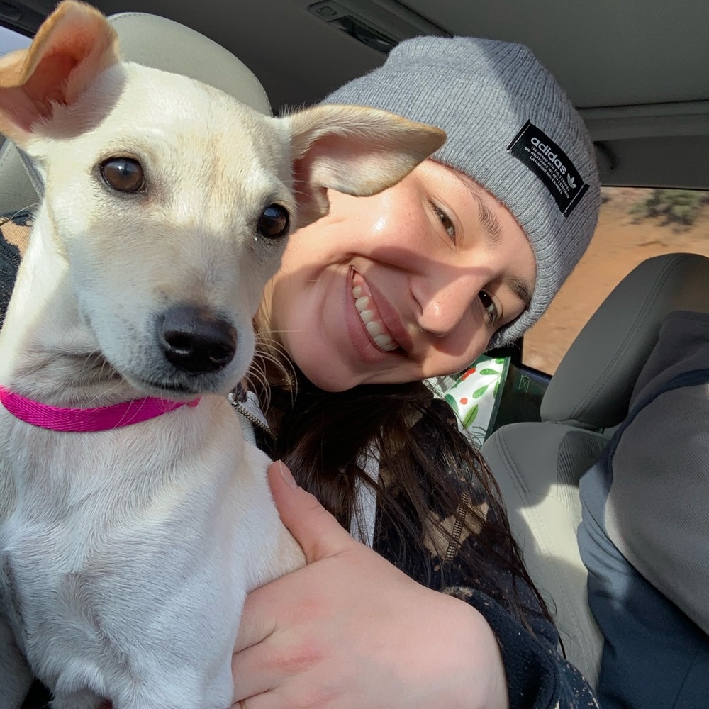 Meet your Posher, Cynthia